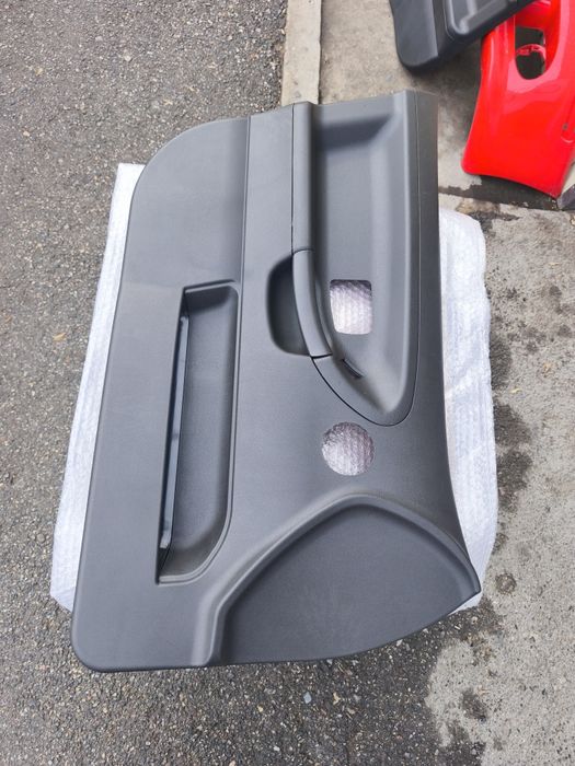 Обшивки дверей BMW E36 новые