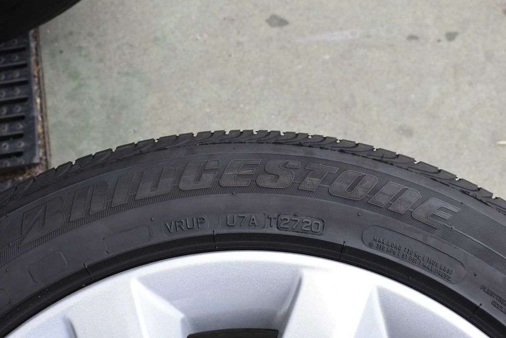 Гуми 225/55/17 Bridgestone