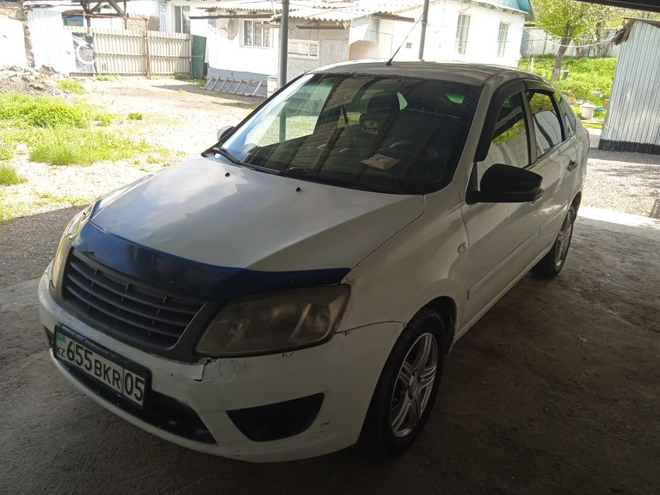 Продам машину лада гранта