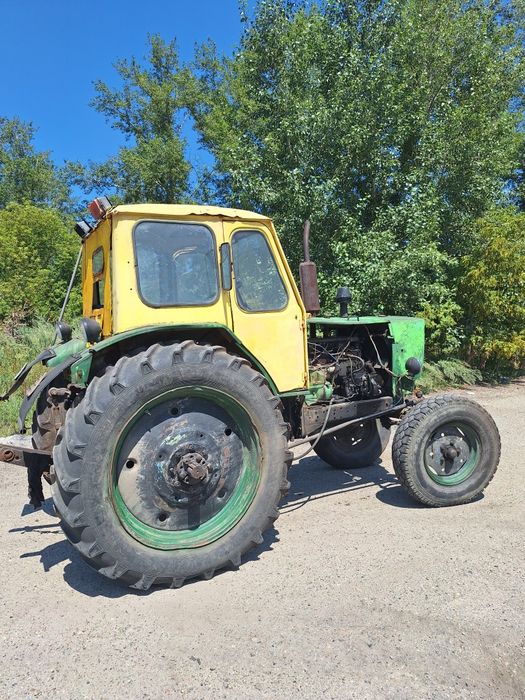 Трактор продам юмз ,рабочий