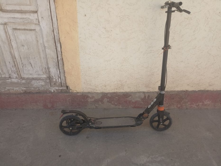 Продам самокат возможен торг