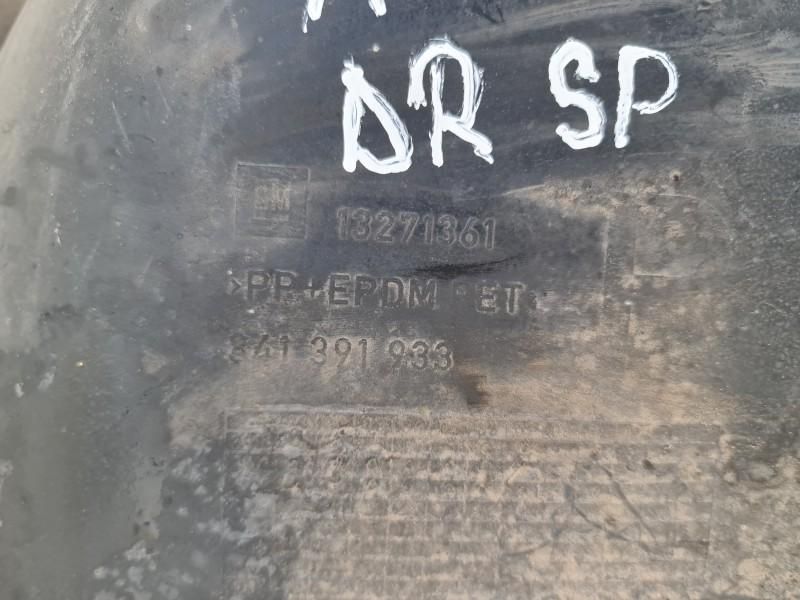 Carenaj roata dreapta spate Opel Astra J facelift