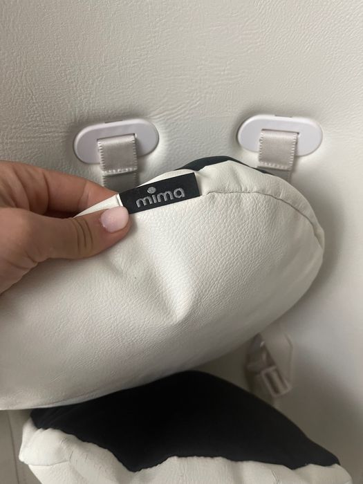 Scaun de masa de copii Mima Moon Silver 6-36 luni la 1800 lei