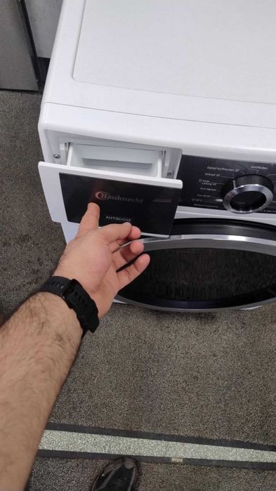 A+++ Пералня машина Bauknecht 9 кг 1400 об/мин AutoDose Steam Refresh