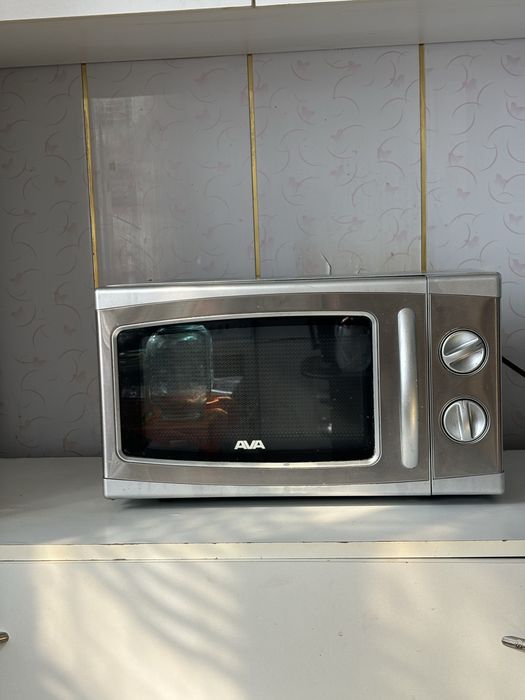 Продам микроволновку б/у Ava