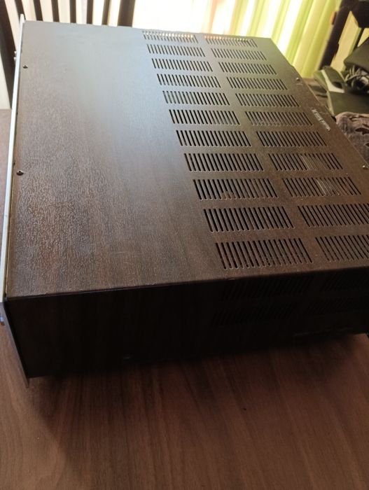 Marantz 4400 усилвател