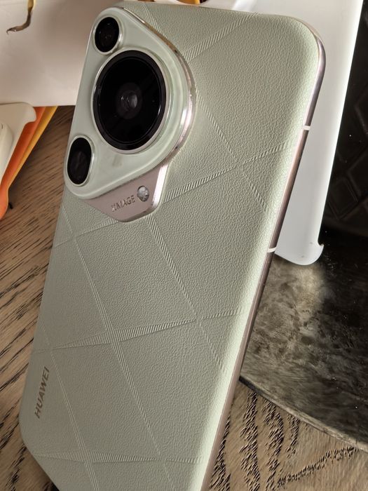 Huawei Pura 70 Ultra , garanție 2 ani