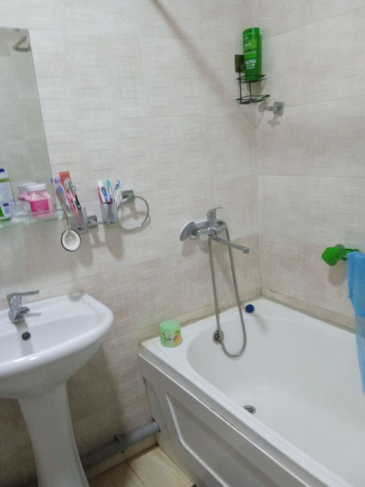 Срочно продается квартира в новом банковском доме. Квартира 2- х комнп