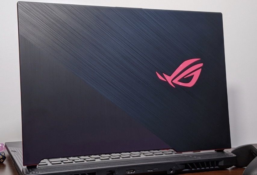 rog strix g512.
