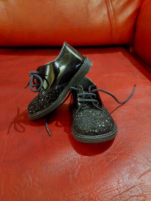 Pantofiori eleganți ,nr 19 / 20