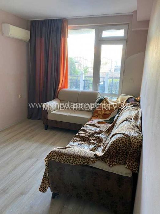 Продава се Двустаен апартамент в Свети Влас - 52 кв.м за 677 €/кв.м - Снимка #2