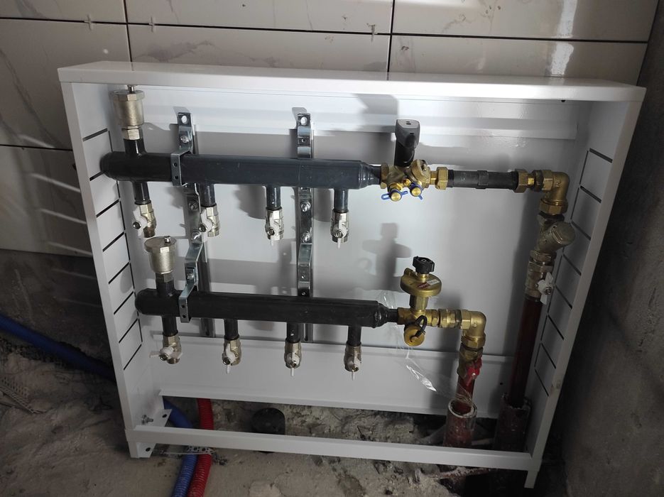 Santexnika va svarchiklik xizmati  ataplenita ishlarni qilamiz