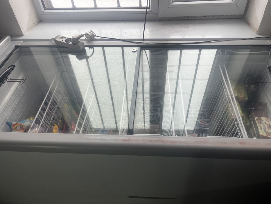 Витринный морозильник