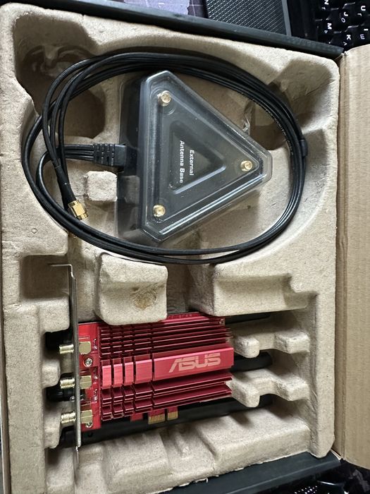 Wifi адаптер Asus PCE-AC68 новый