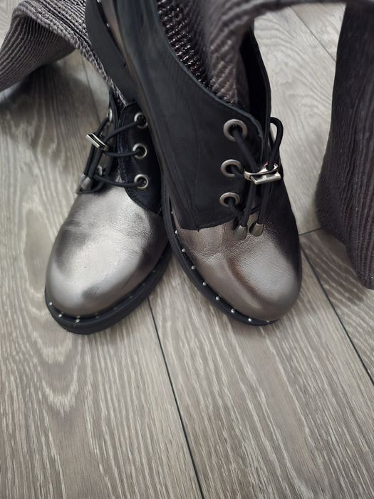 Cizme primăvara, purtate o data