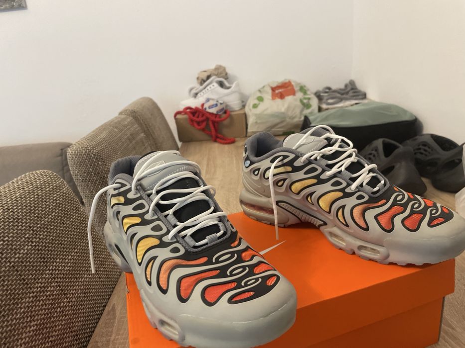 Vand nike tn marimea 43 intr o conditie foarte buna