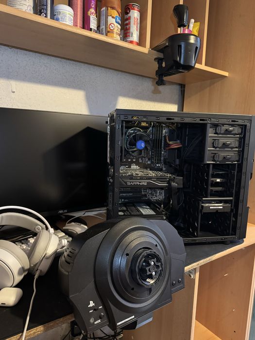 Компютър Intel AMD