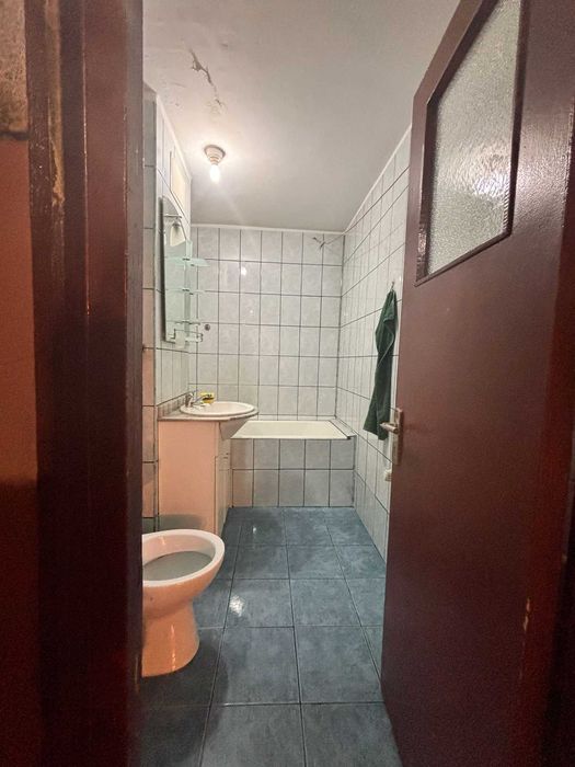 Apartament 3 camere 68 mp, Etaj 1/10, Bd. Alexandru Obregia