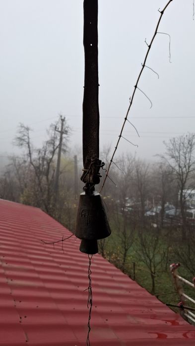 Clopote vechi din bronz .clopot pentru oi sau animale.