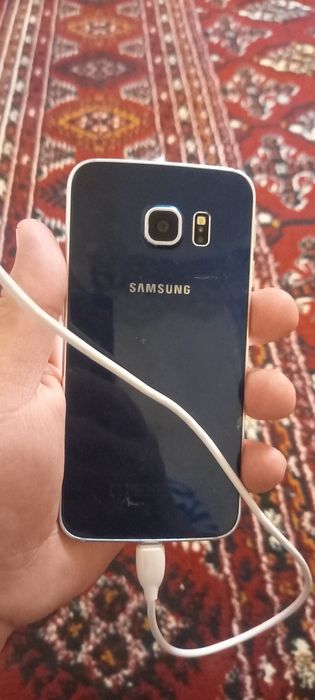 Samsung s6 satladi baxasi 300 emiden otpegen