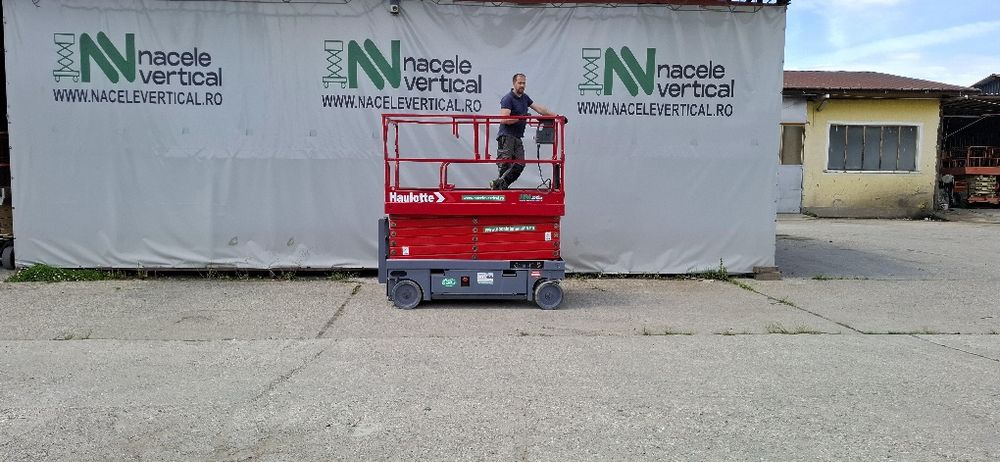 Nacela foarfeca electrica de vanzare Haulotte Compact 14, 14m, an 2014, baterii noi, ISCIR, latime 1,2m, second hand, 7700 euro