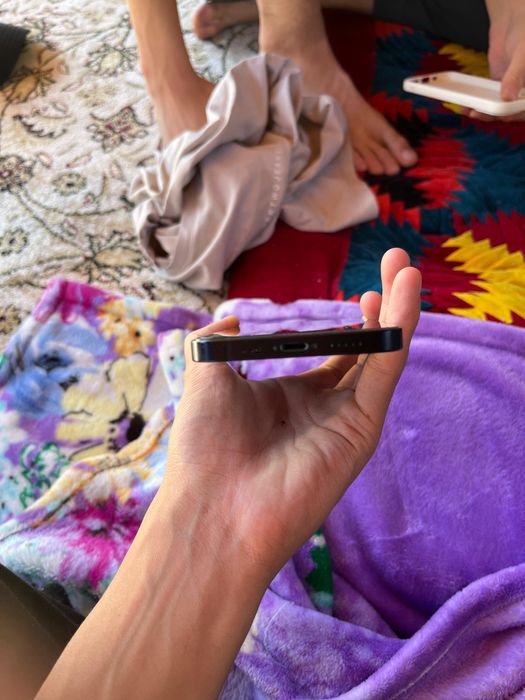 Айфон 12 в принципе норм