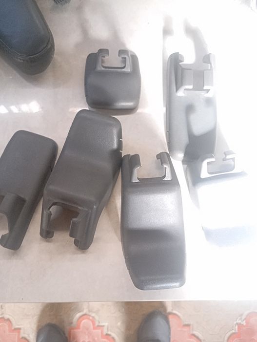 Продам заглушки на сиденье прадо 120