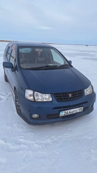 Продам Nissan Liberty