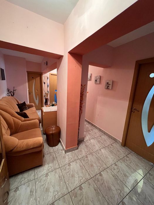 Apartament 3 camere decomandat