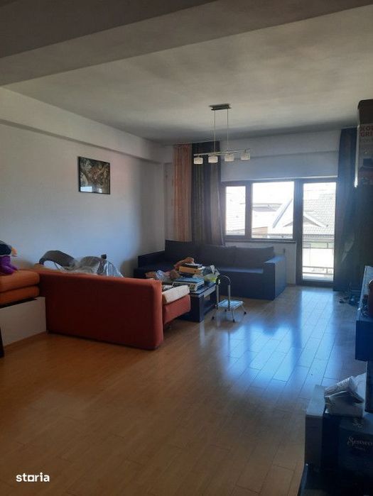 Vila spatioasa Academia de Marina