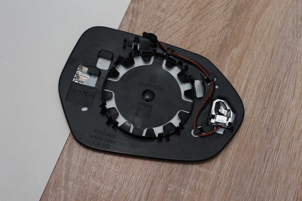 Oglinda stânga,dreapta oglinzi Toyota Corolla Camry Avensis Prius