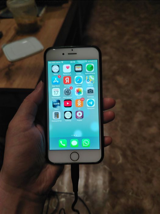 Продам IPhone 6S