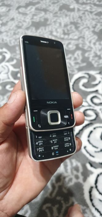 Telefon Legendarney sotamiz