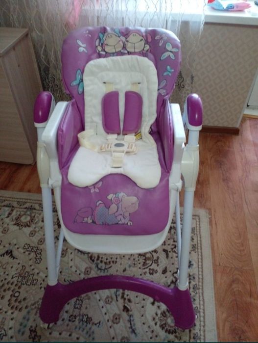 Продам столик для кормления 19000