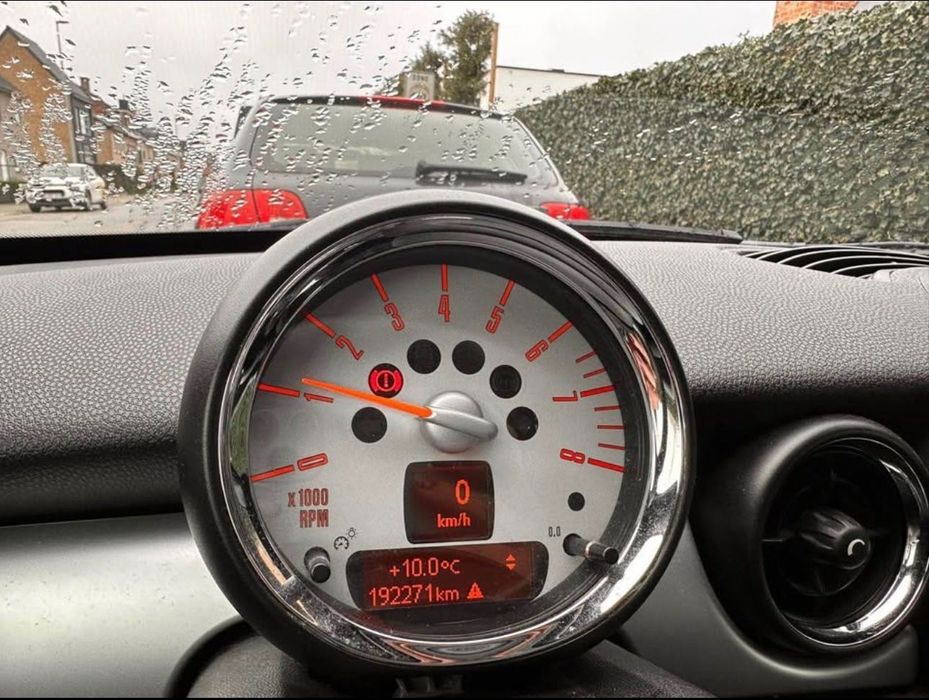 Masina, Mini cooper .