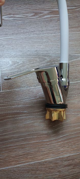 Продам новый смеситель