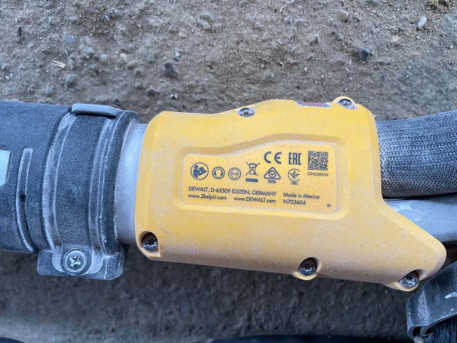 Girafa slefuit Dewalt DCE800 Brushless pachet complet cu baterie