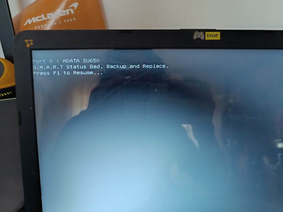 Laptop ASUS R540L (i3, 4GB RAM) - Pentru piese / recondiționare (Defect)