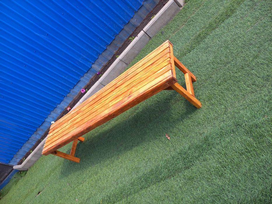 Лавочка для дома и сада