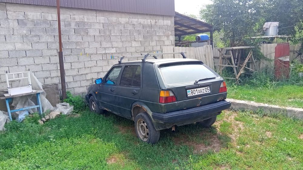 Машина сатылады golf