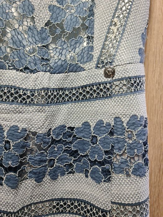 Продава рокля на LUCY