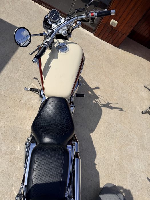 Suzuki Marauder VZ 800