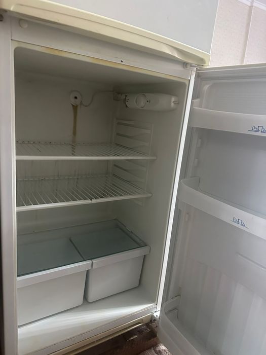 Продам б/у холодильник