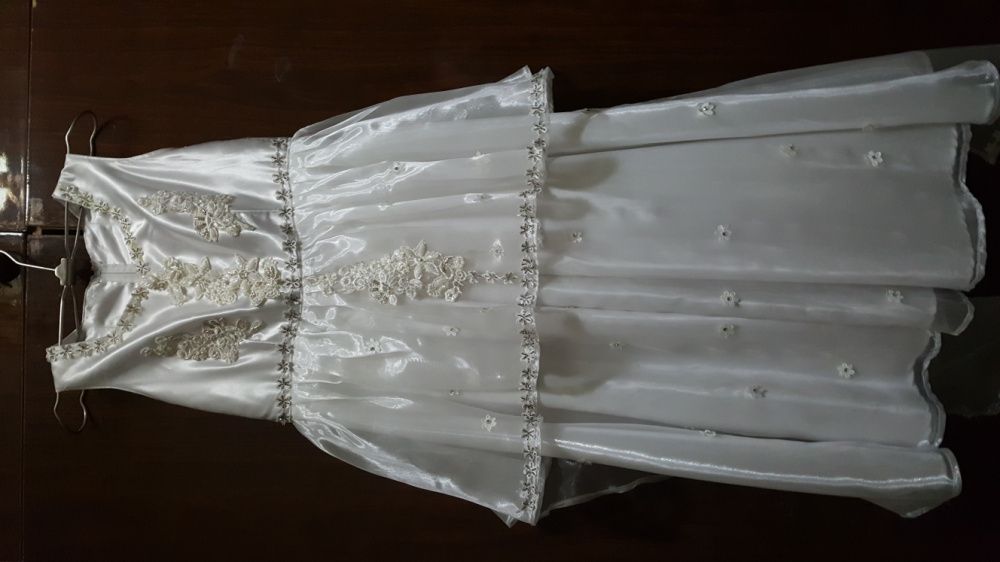 Продаю выпускное платье