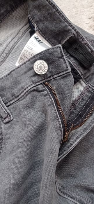 Продам джинсы подростковые