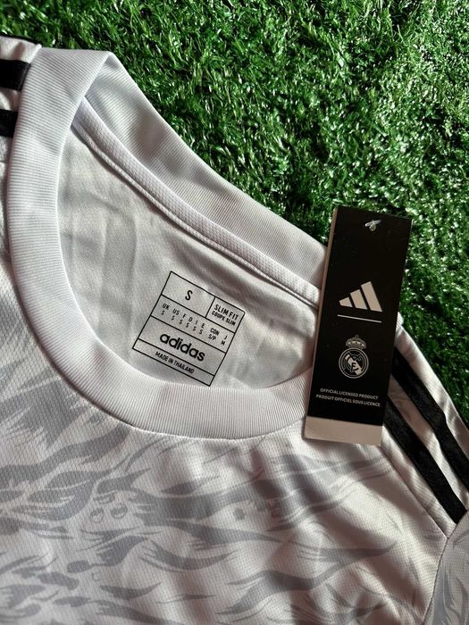 Real Madrid Jersey – Special Edition Dragon