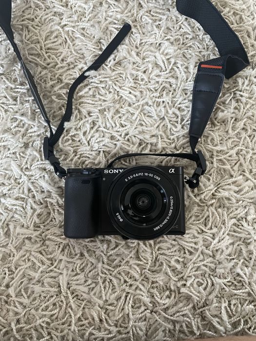 Sony alpha A6000 Mirrorles -ca nou+obiectiv 16-50mm+accesorii complete