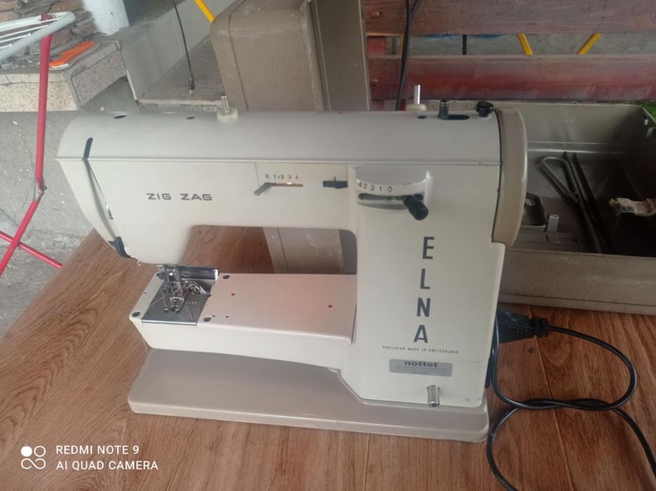 Стара шевна машина