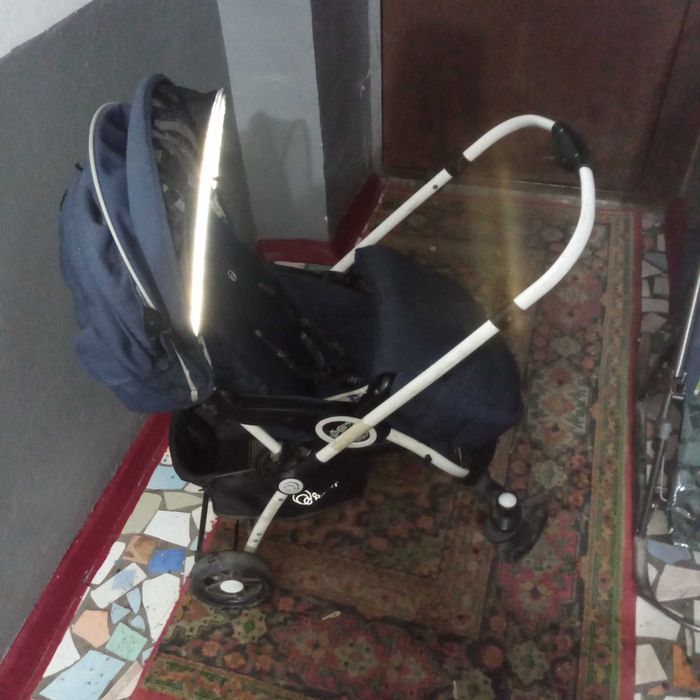 Детская коляска.