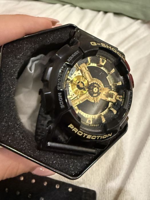 Часовник G-shock